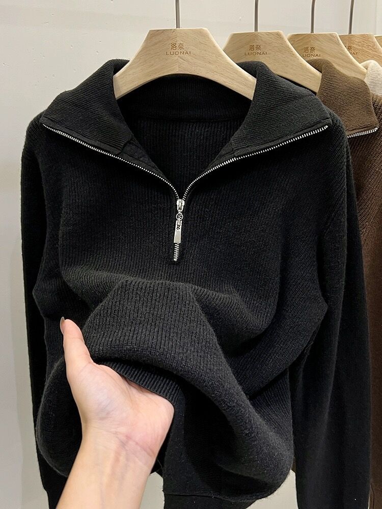 Spring design sweater with zipper