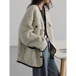 �ﶬ�¿�Ů�b�߼���С���Lë���L������Ů��ʽV�I�ֻ��ش���