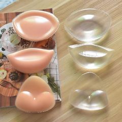 シリコン胸パッドインサート、透明で厚みのある、目に見えない、寄せ上げ効果のある三角形の偽ブラジャーインナーパッド、滑り止めデザイン、挿入可能