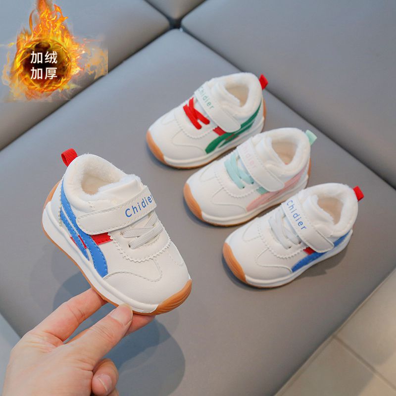 Niños y niñas zapatos forrados de lana de invierno nuevo bebé Niño Zapatos dos superficie de cuero de algodón niños zapatilla de Deporte Zapatos funcionales al por mayor