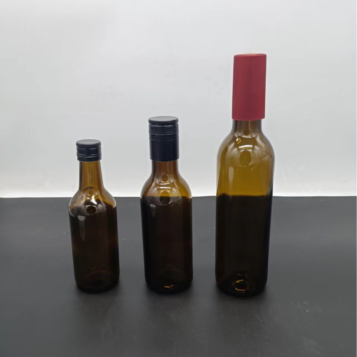 批发l红酒瓶自酿酒瓶葡萄酒空瓶果酒瓶装饰酒瓶规格多种欢迎咨询