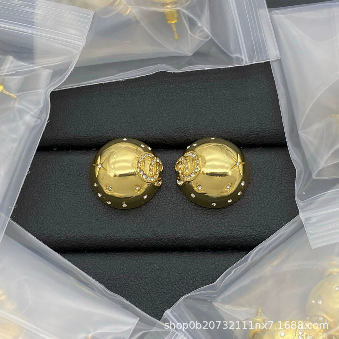 (Границ-торговля), модные серьги, европейский стиль, стиль Chanel