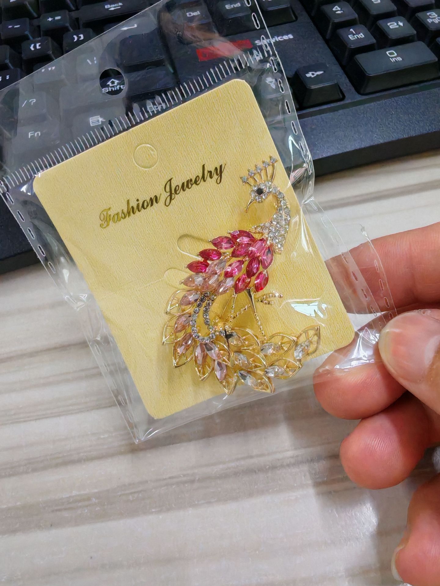 Gradient enamel peacock brooch, a sophisticated and unique accessory for women, perfect for pairing with high-end suits and formal dresses