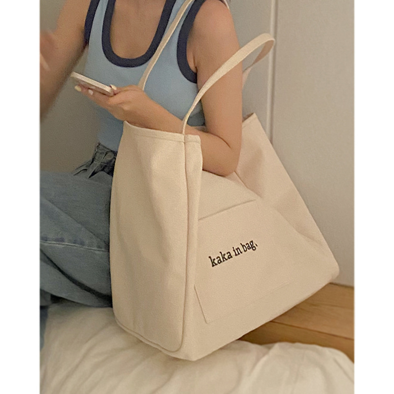 Leisure canvas bag female summer 2021 new fashion tote bag versatile INS large capacity bag shopping bag