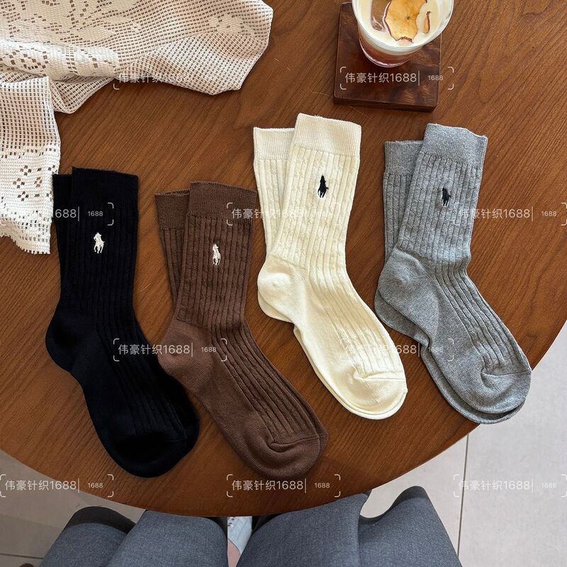 New autumn and winter double-needle embroidered mid-calf socks, featuring a small horse design, in solid colors, suitable for both men and women, made of breathable and sweat-absorbent cotton