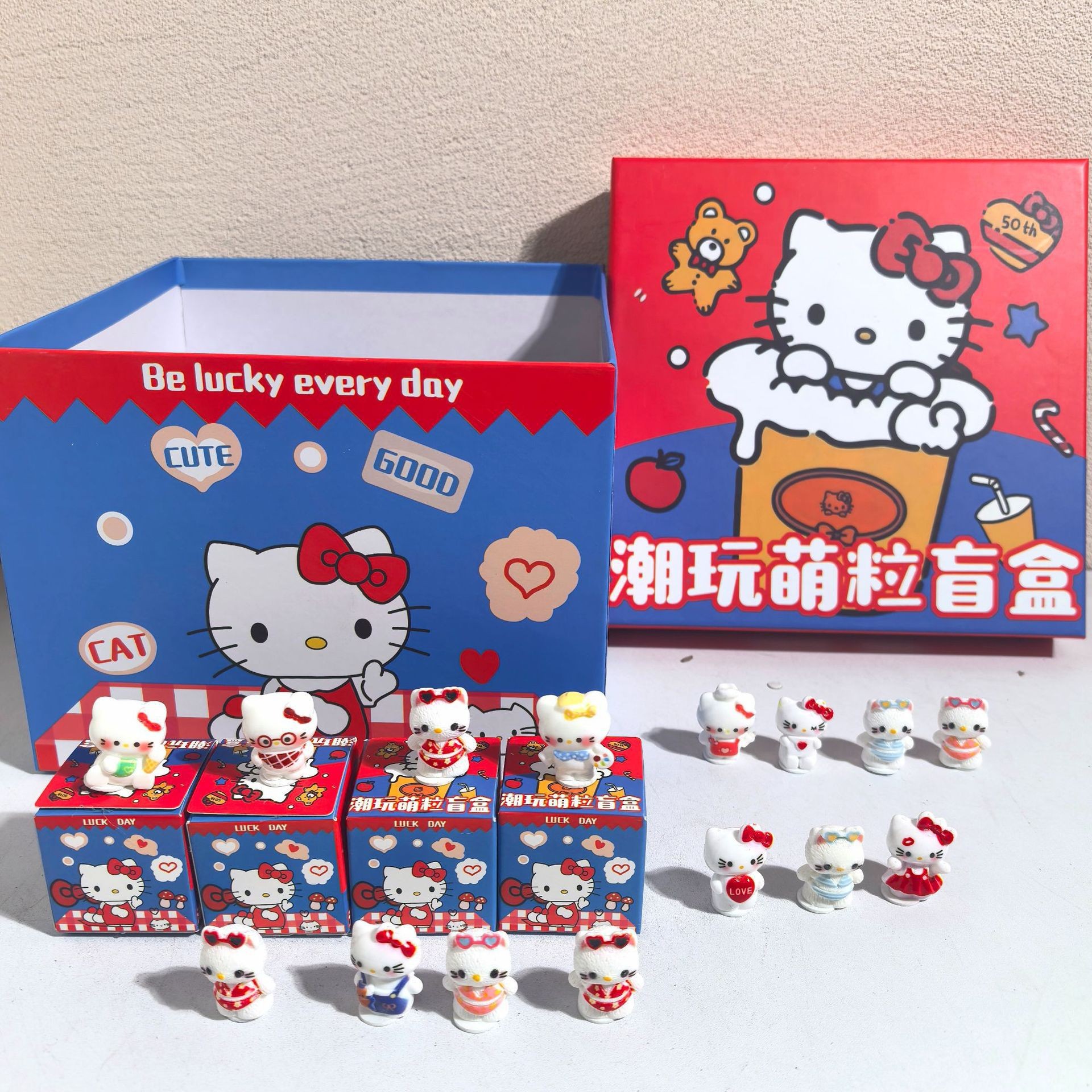 新款萌粒kt猫咪盲盒公仔卡通树脂diy饰品配件奶油胶材料摆件玩偶