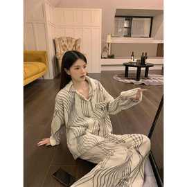 2025新款高级感条纹法兰绒睡衣女款冬季加厚珊瑚绒保暖家居服套装