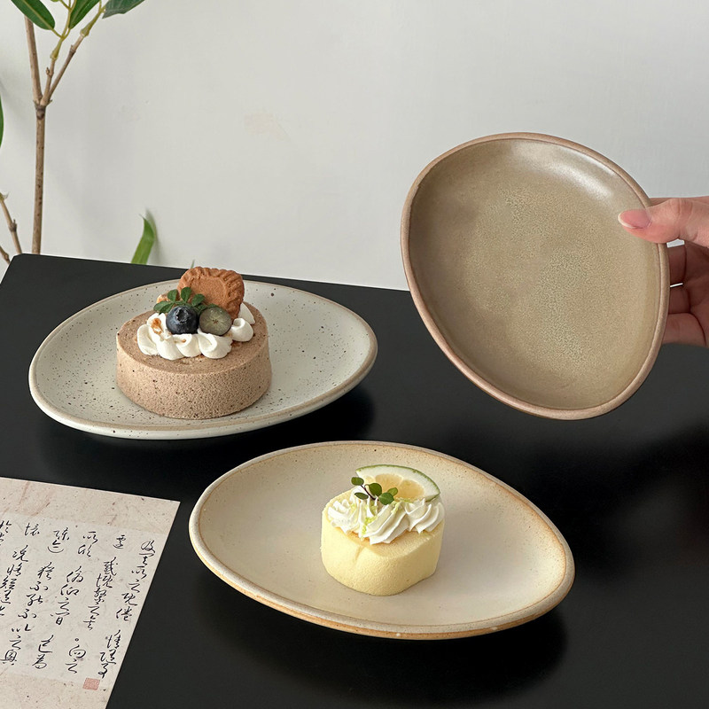 Retro High-End Rustic Ceramic Plate, Exquisite Afternoon Tea Dessert Plate, Tea Snack Plate, Light Luxury Fruit Plate, Cake Plate