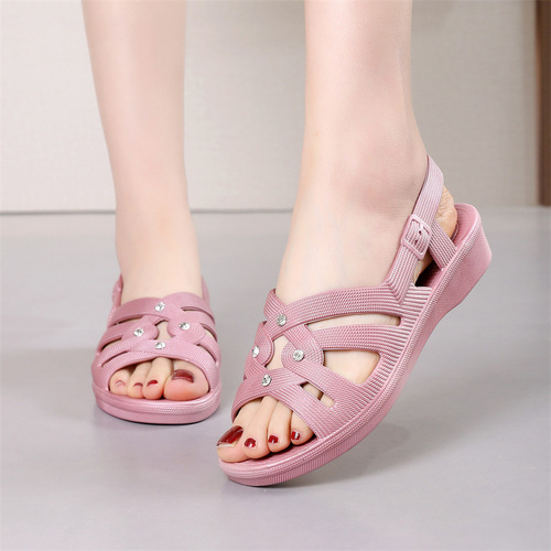 New Elderly Sandals Women's Anti-Slip Summer Comfortable Middle-Aged Mom Outer Sandals Soft Bottom Plastic Wedge