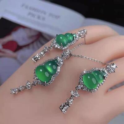 厂家批发高冰镶嵌925银绿玉髓葫芦套装 绿玛瑙吊坠耳环两件套礼品