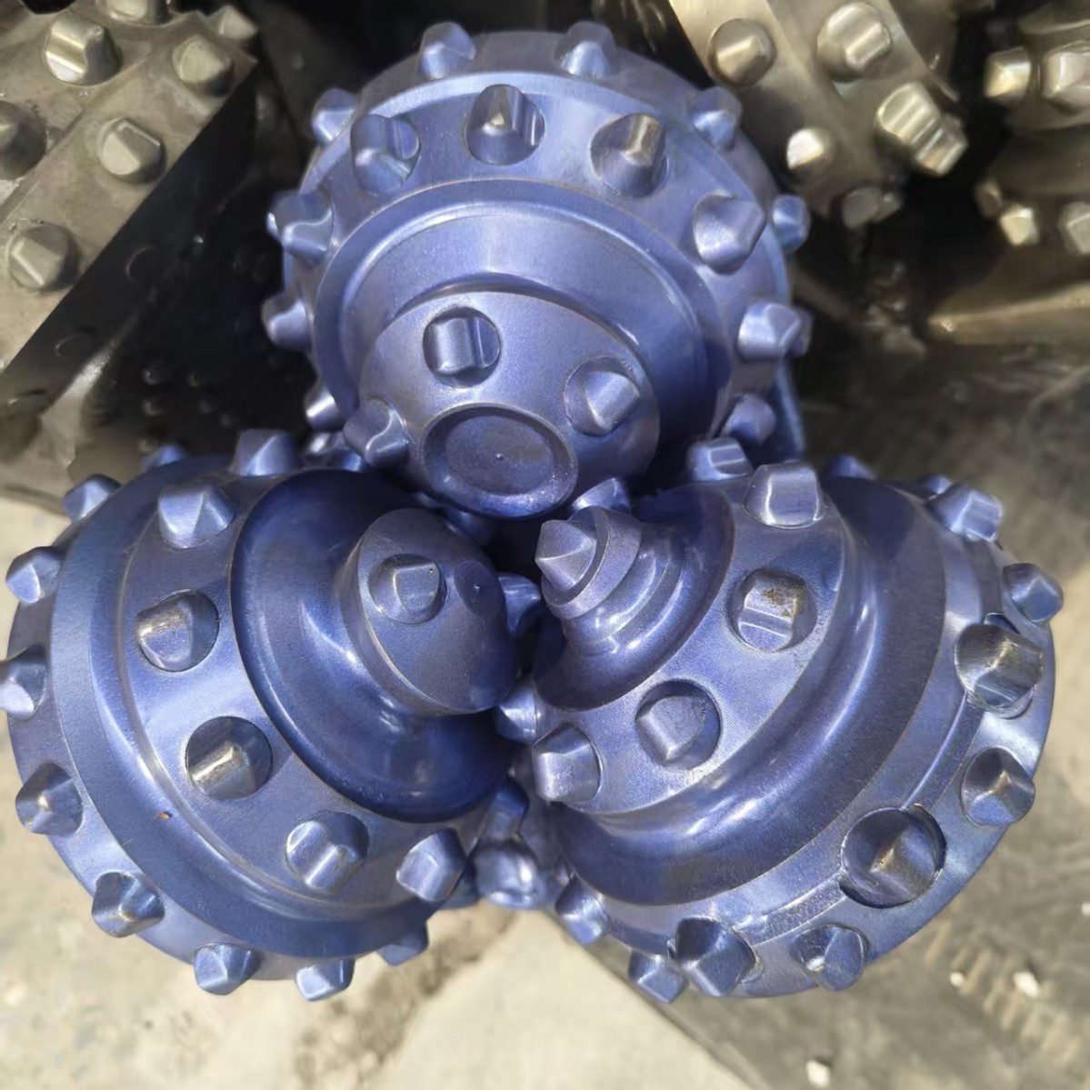 钻采供应71/2英寸(190.5mm)IADC537岩石三牙钻头石油钻井