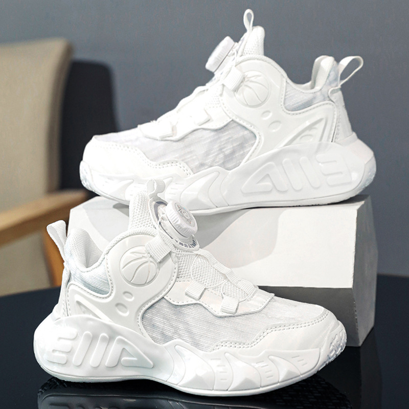 Zapatos de baloncesto blancos para niños verano 2025 nuevos zapatos deportivos para niños pequeños zapatos blancos transpirables para niños estudiantes