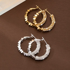 项链;耳环;手链