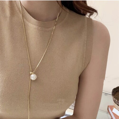 Minimalist and Unique Design Pull-out Pearl Long Pendant Necklace for Women, Cool and Unconventional, Simple and Elegant, Versatile and Matching Cardigan Chain