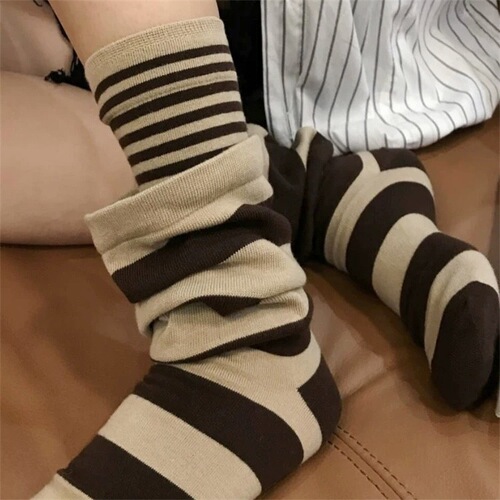 Autumn and winter socks, women's stripe all-match pile socks, Ancola vertical stripe pattern mid-tube socks, new fake two-piece fashionable socks