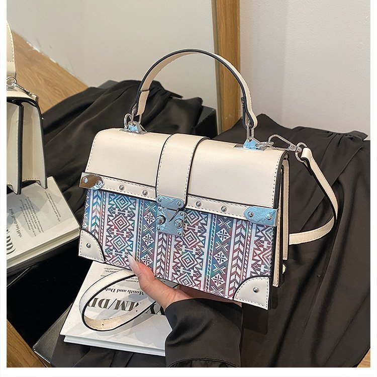 Vintage Women's Embossed Shoulder Bag With Lock Clasp Casual_voghion.com