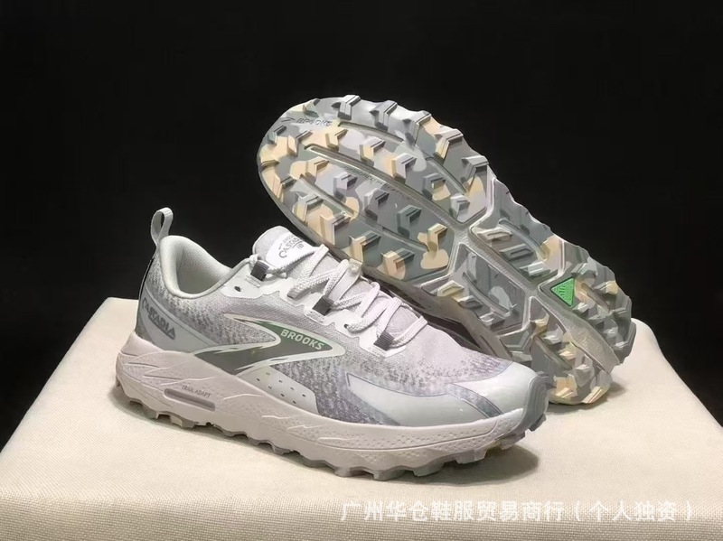 BROOKS Cascadia18 Mountain Rock メンズ レディース クロスカントリー ランニングシューズ 登山 滑り止め ランニングシューズ|undefined