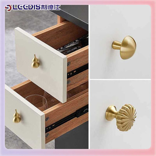 ?�S��ֱ�N�������љ���С���������T���Ա��W��ɫ����S�~����