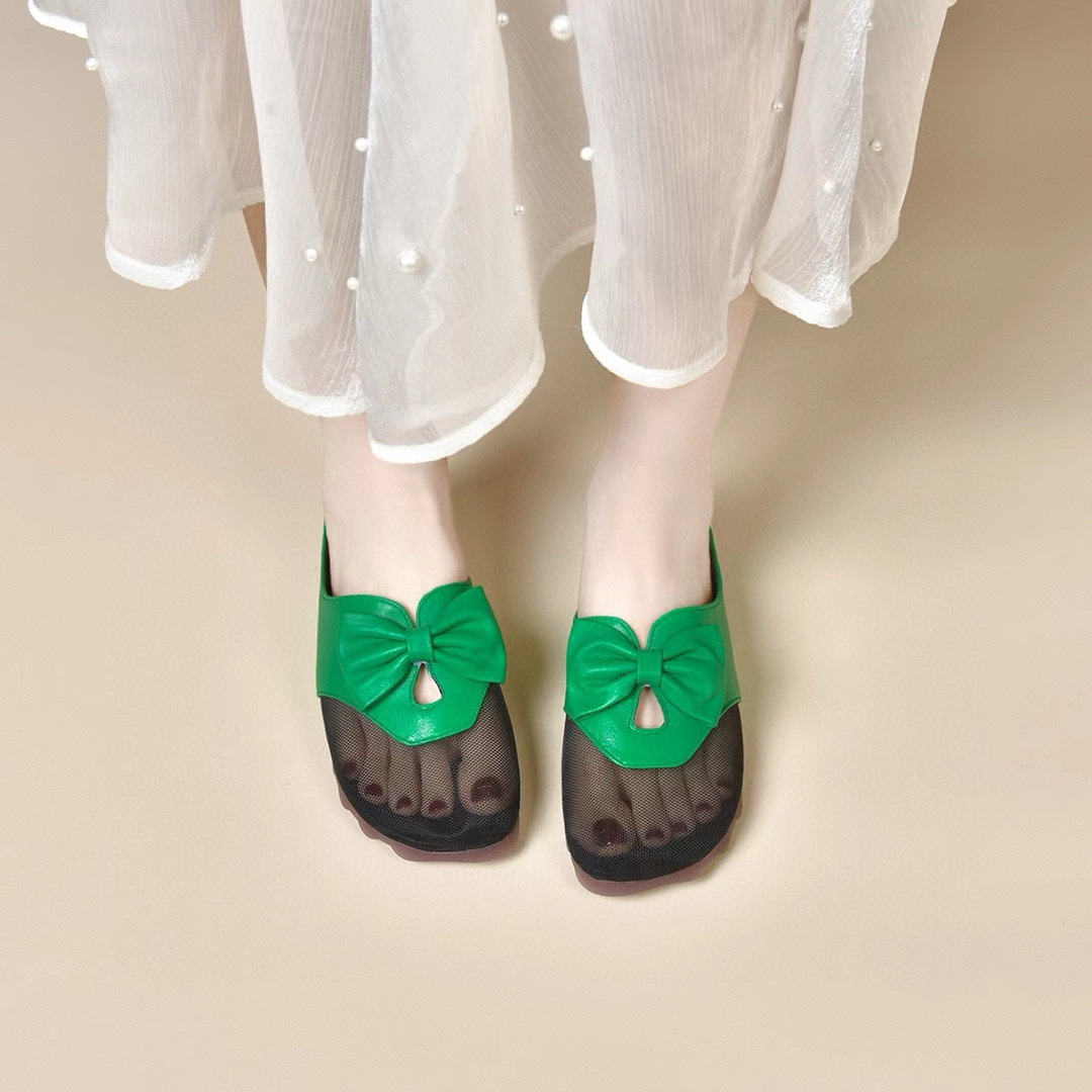 Màu xanh lá