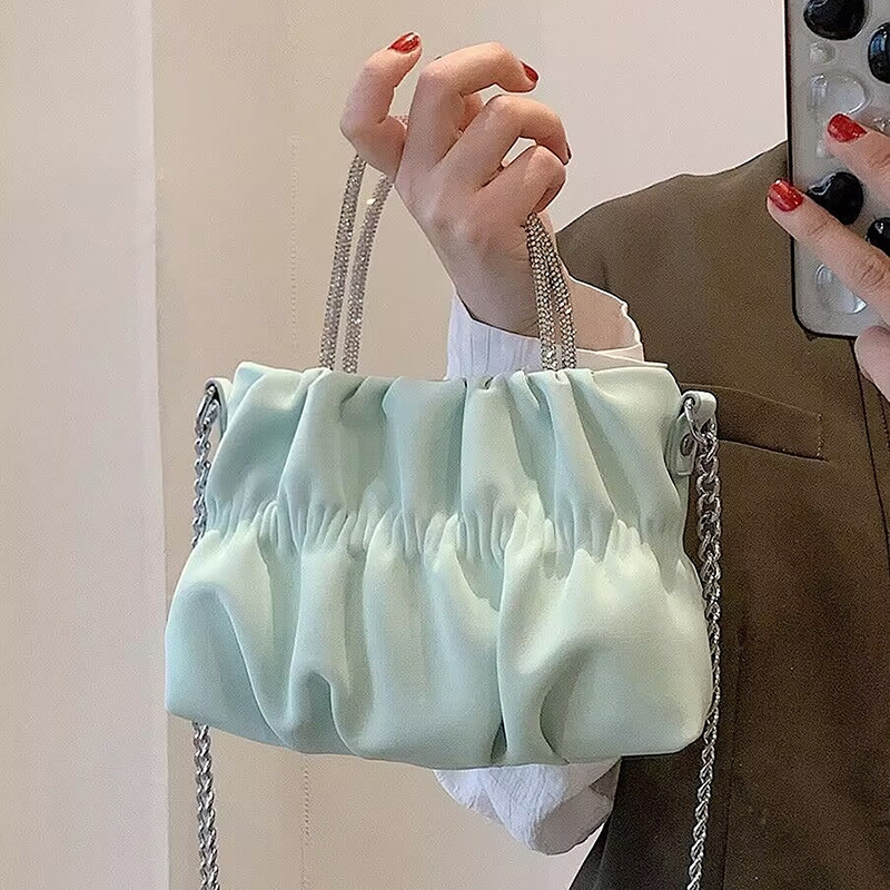 Summer New Handbag Shoulder Women's Pleated Handheld Oblique Small Fresh Versatile Cloud Chain Bag_voghion.com