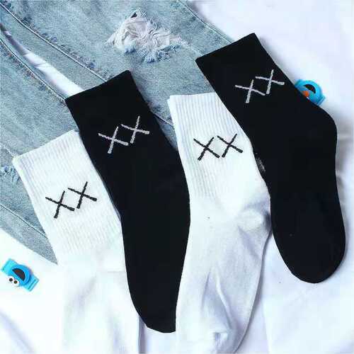 Autumn and winter high socks for women, men's mid-length socks, new socks, black and white socks
