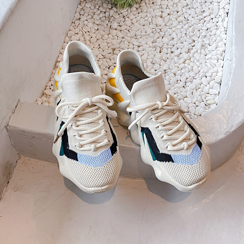 Octopus zapatos de mujer verano 2023 nuevos zapatos de calcetines tejidos voladores zapatos de fitness de interior que absorben los golpes zapatos de coco de fondo suave para mujeres