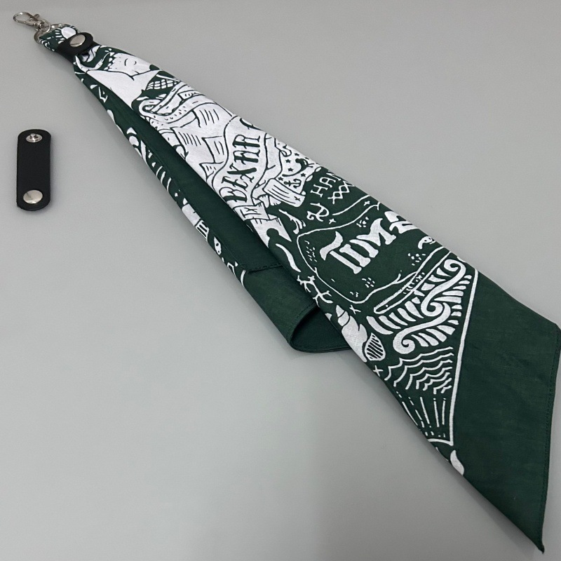 Military green bottom navigation + ring