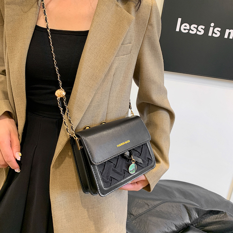 Verano super fuego bandolera pequeño bolso cuadrado rómbico bolso de cadena para damas 2024 nuevo bolso de hombro de alta gama de moda