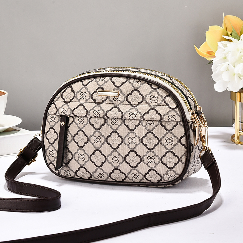 Factory Direct Sales 2025 New Crossbody Small Bag Mom Bag Mother-In-Law Bag Small Round Bag Ins Shoulder Bag