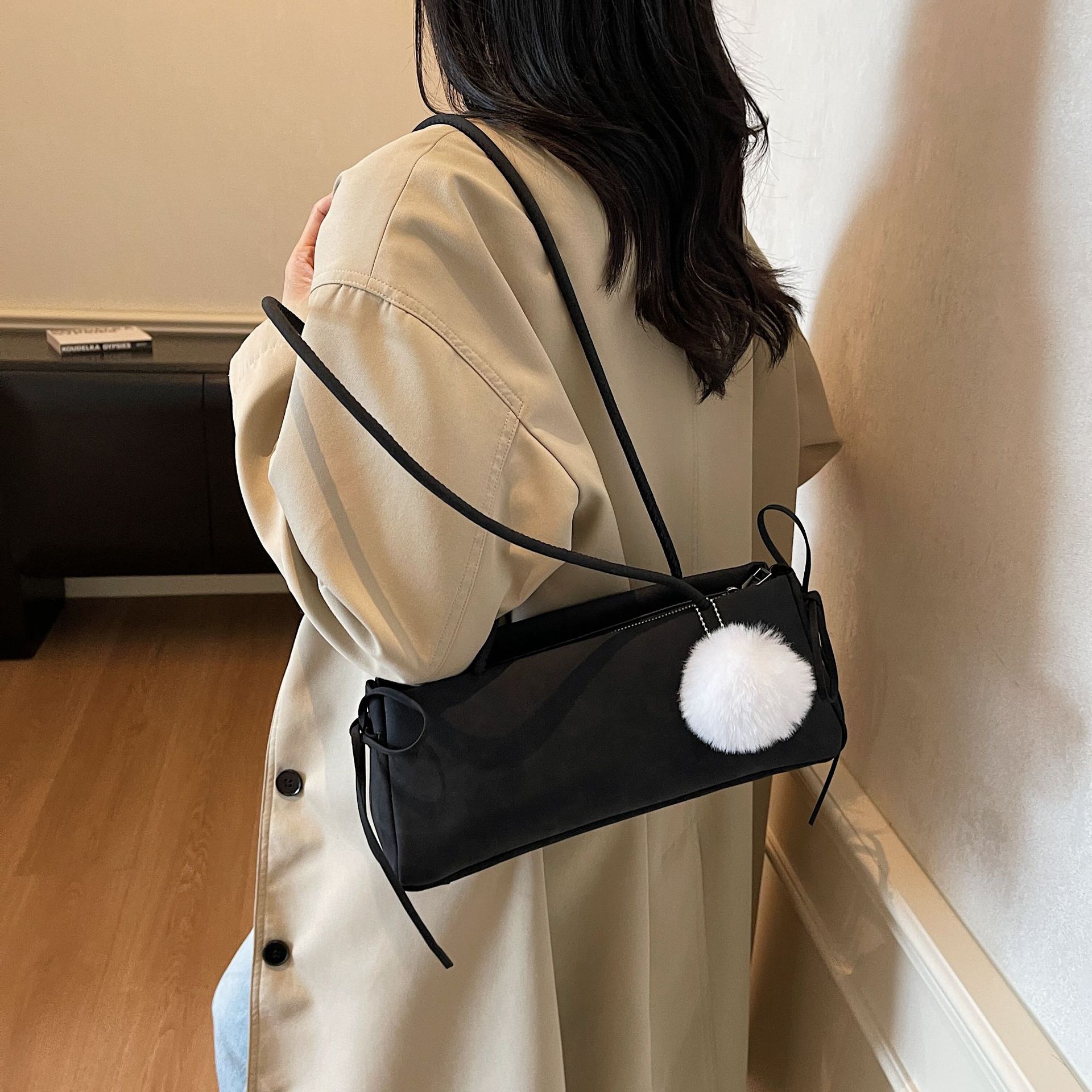 2025 New Retro Shoulder Underarm Bag Suede Matte Texture Women's Handbag Bow Knot Baguette Bag - Thumbnail 2