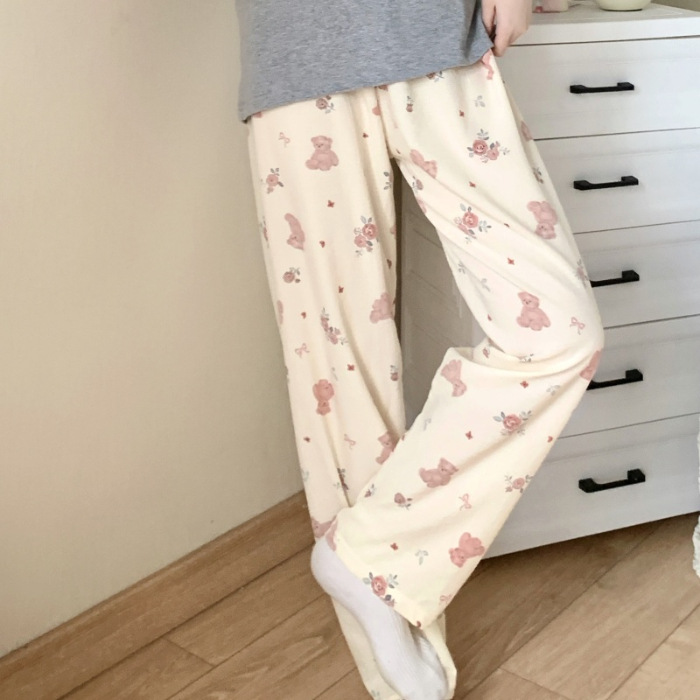 2024 pijamas de verano nuevos hilos de espuma de espuma delgados pantalones anti-mosquitos pantalones de dibujos animados dulces pantalones caseros al por mayor