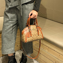 ������μ�б�����Ůؐ����2025�¿��������Ƥ�����r����۰�Ů