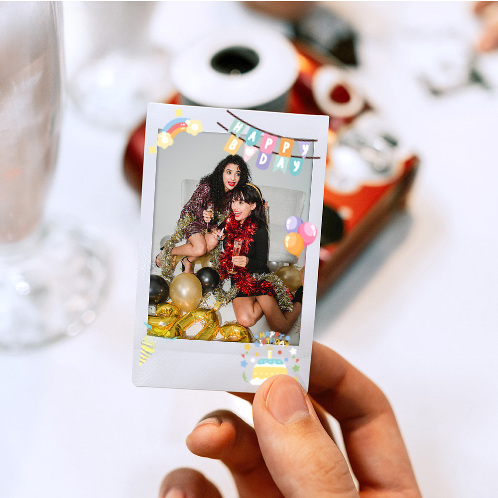 Polaroid