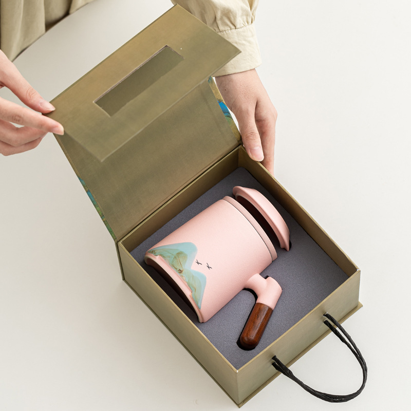 Taza de cerámica de tres piezas juego de regalos de negocios aniversario de la compañía PR regalos de mano logotipo tallado