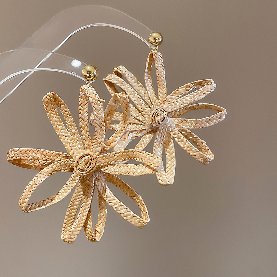 Pendientes de borla de flores de gasa de aguja de plata Pendientes de dopamina de bosque dulce Pendientes de todo fósforo de tendencia de nicho Mujeres al por mayor