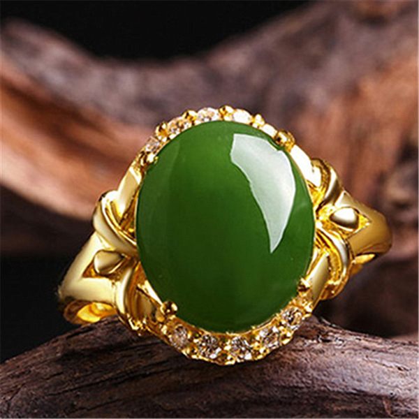 Emerald fashionable ethnic ring jade
