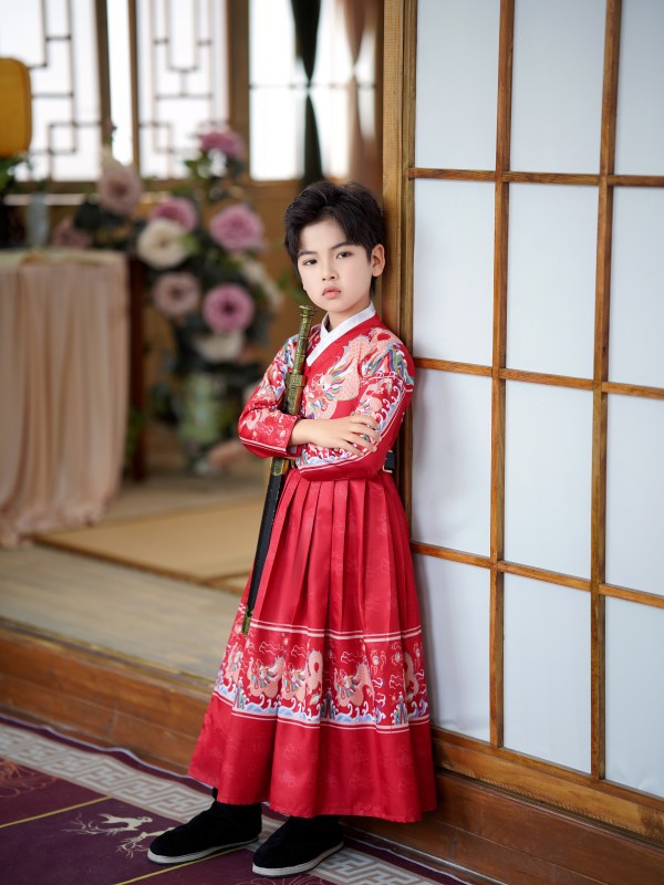 红色服装