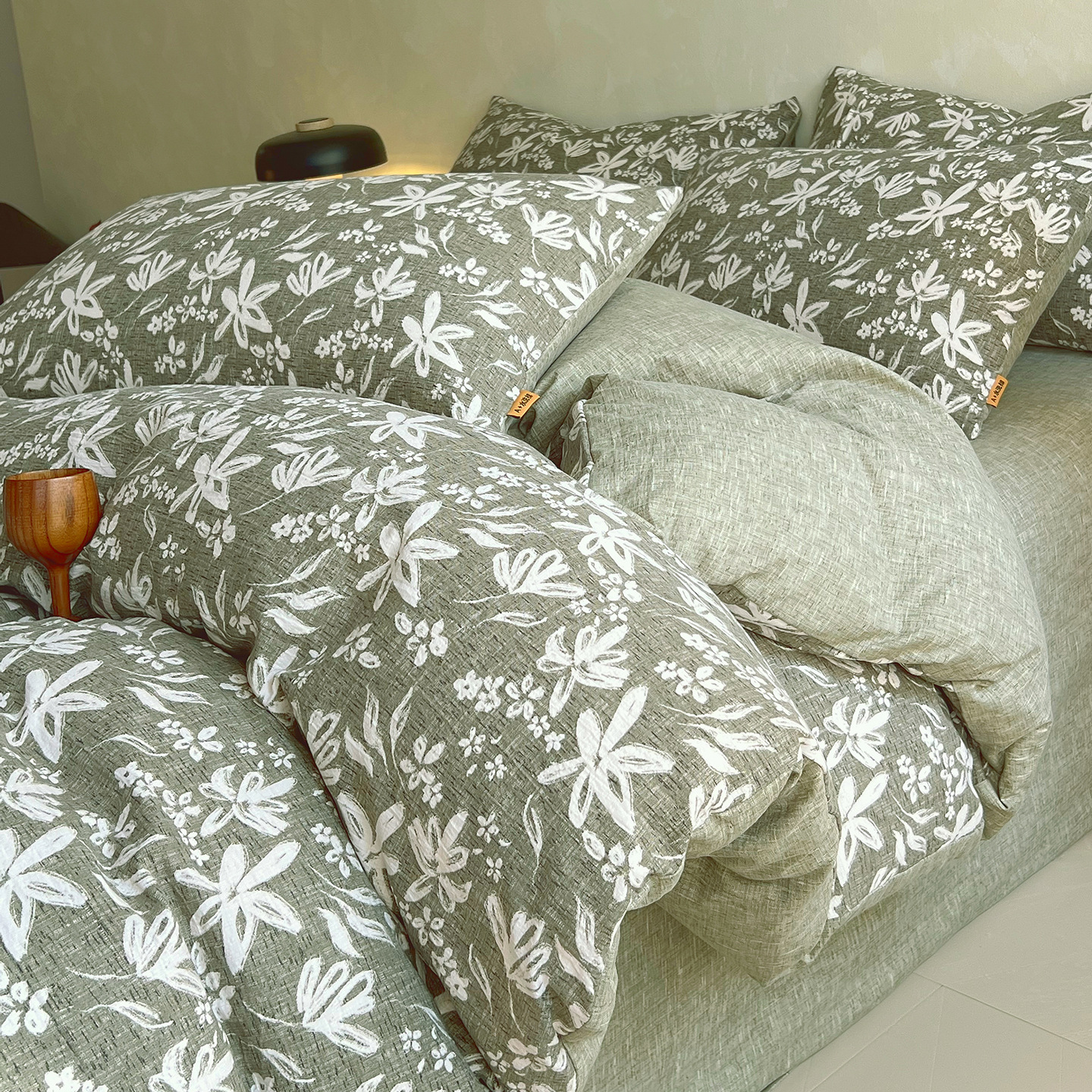 Nuevo algodón de alto peso, lino de cuatro piezas, ropa de cama desnuda para dormir, sábanas gruesas, cubierta de colchón de tres piezas