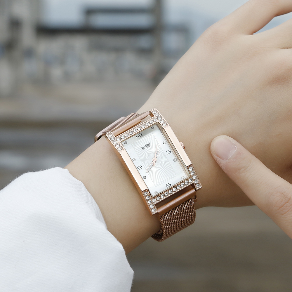 Ceas de damă Mila, cu cuarț, fără mecanism, cu cataramă magnetică, cu scală minimalistă și pătrată_voghion.com