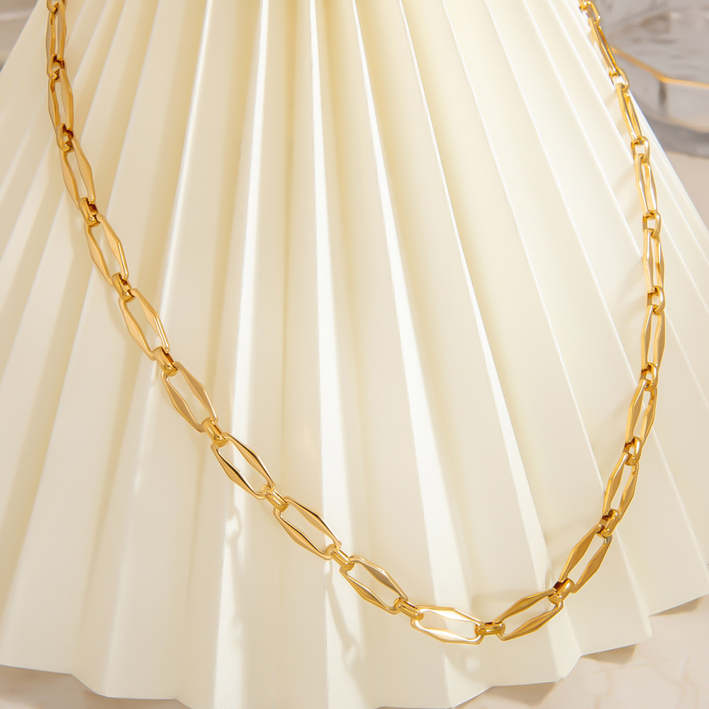 20g Weight PVD Coated Gold Plating Process Chain Jewelry Making Type 18K Real Gold Plated Plating Material cable chain Chain Type 1 Piece Quantity 304 Stainless Steel Material Geometric Pattern Simple Style Style Plating Craft 1 Piece 304 Stainless Steel Cable Chain Chain Necklace Chain 7