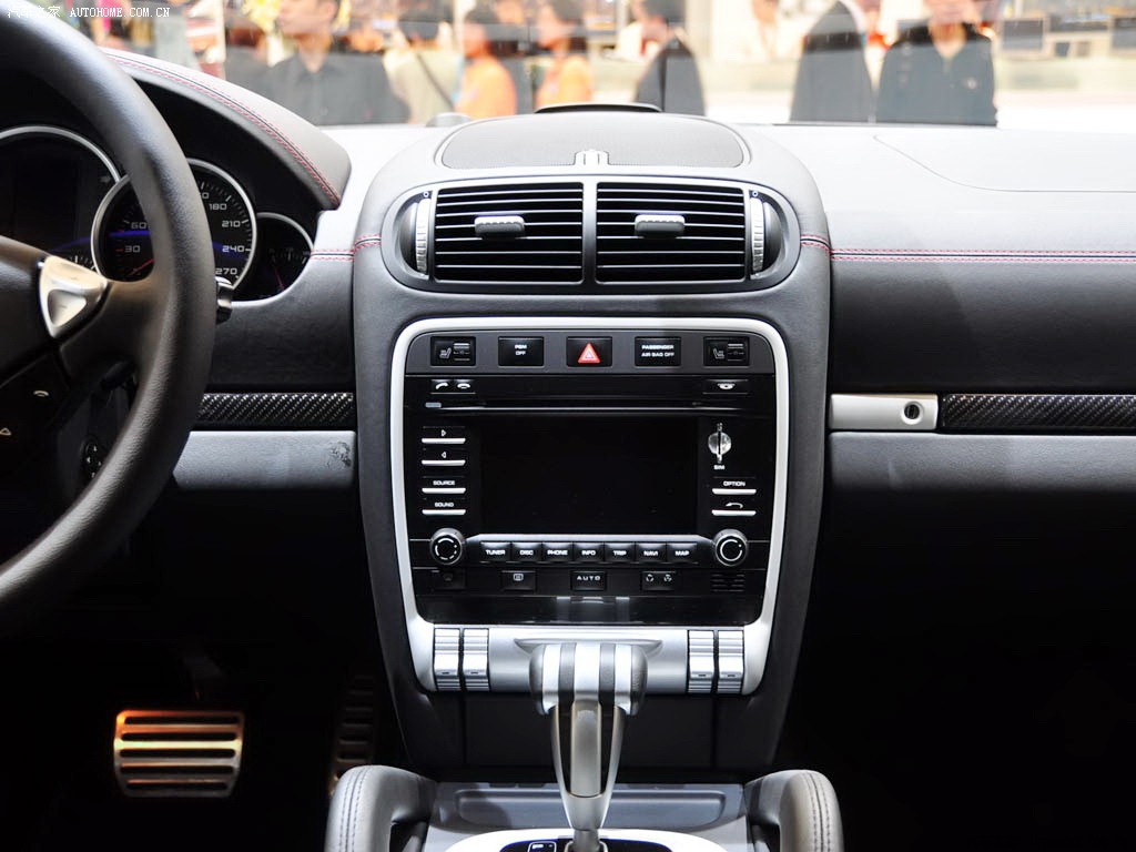 Suitable for Porsche Cayenne 2002-2010 6.95inch Android central control large screen all-in-one car navigation system