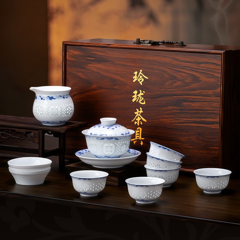 Kung Fu Tea Set, Exquisite Porcelain Tea Cups, Jingdezhen Ceramic Gaiwan, High-Temperature Underglaze, Holiday Wholesale Business Gifts Kung Fu Tea Set, Exquisite Porcelain Tea Cups, Jingdezhen Ceramic Gaiwan, High-Temperature Underglaze, Holiday Wholesale Business Gifts