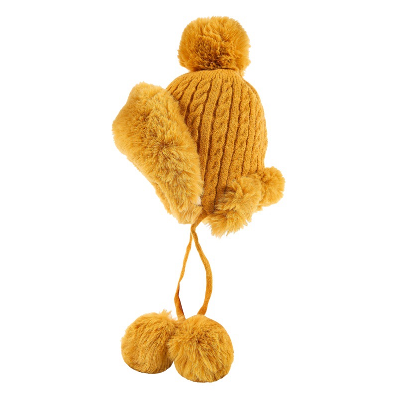 Sombrero de las mujeres Otoño e Invierno todo fósforo sombrero de lana invierno engrosada caliente lindo oído protección Bola de piel sombrero Lei Feng sombrero