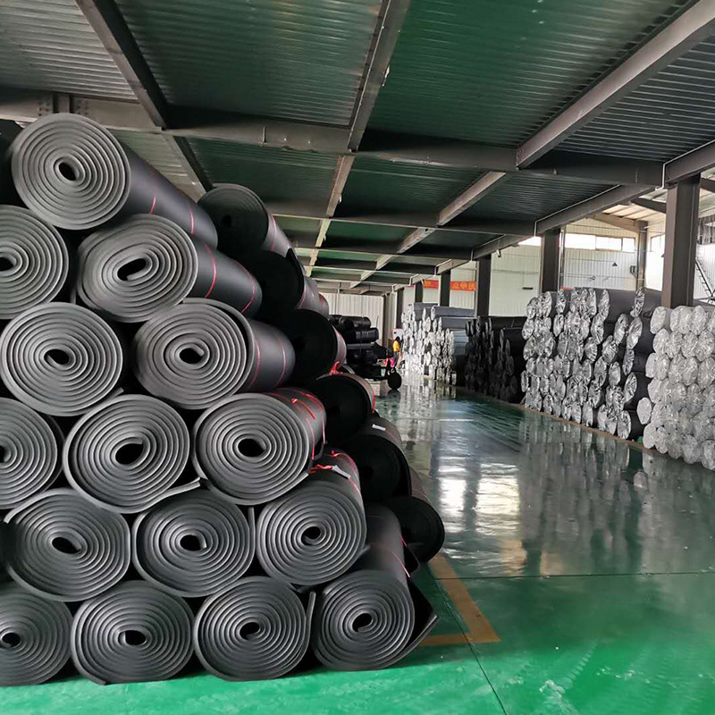 Tablero de goma del papel de aluminio del aislamiento industrial tablero de goma de la chapa del papel de aluminio tablero de goma del aislamiento tablero de esponja ignífugo del grado B1