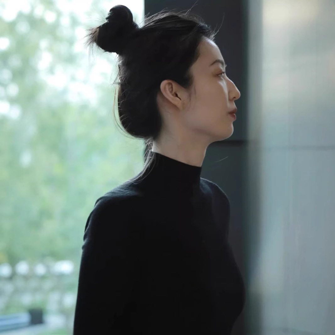 (2개) 프랑스 스타일의 검은 반 높이 목베이스 셔츠 여성의 가을과 겨울 새로운 내부 어깨 니트 셔츠 슬림 핏 하이 엔드 넥 헤어