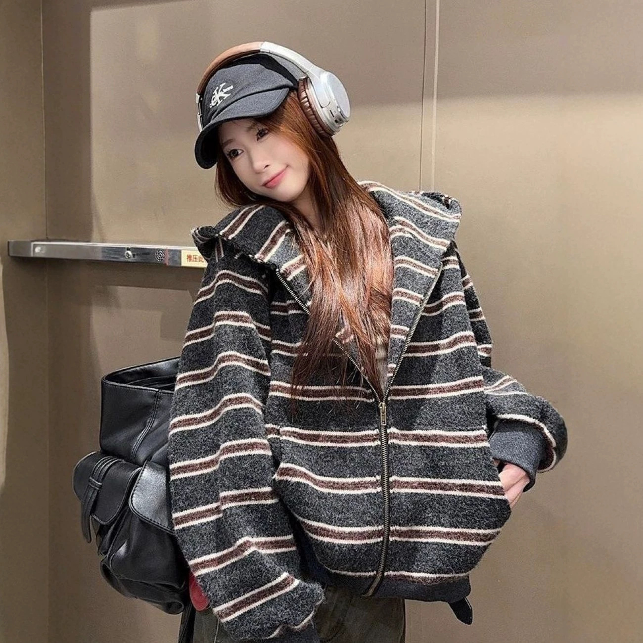 宽松撞色外套连帽设计感开衫慵懒风秋冬季拉链女条纹上衣薄款毛衣