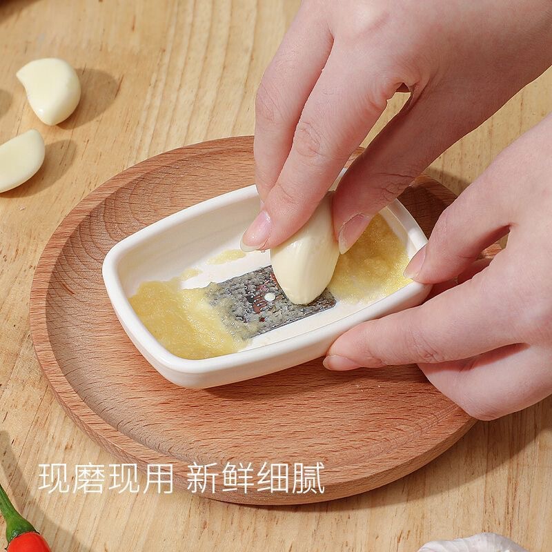 赤ちゃんのプラスチックの補助食品の手動の泥磨き器は姜末のニンニクの泥をつぶします。|undefined
