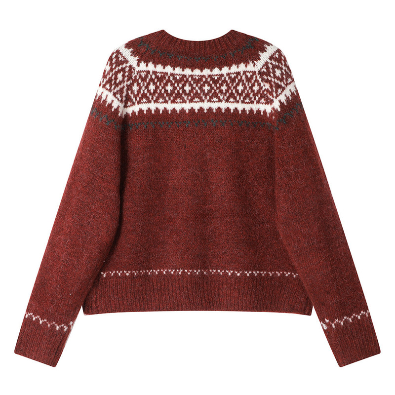 High-end Korean-style design, round-neck sweater cardigan with horn buttons, a gentle and loose-fitting, relaxed crochet knit outerwear for women High-end Korean-style design, round-neck sweater cardigan with horn buttons, a gentle and loose-fitting, relaxed crochet knit outerwear for women