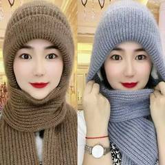 Winter and Autumn Thicken Plush New Women's Warm Riding Hat and Scarf Combo Squirrel Fleece One-Piece Hat Snowstorm Hat