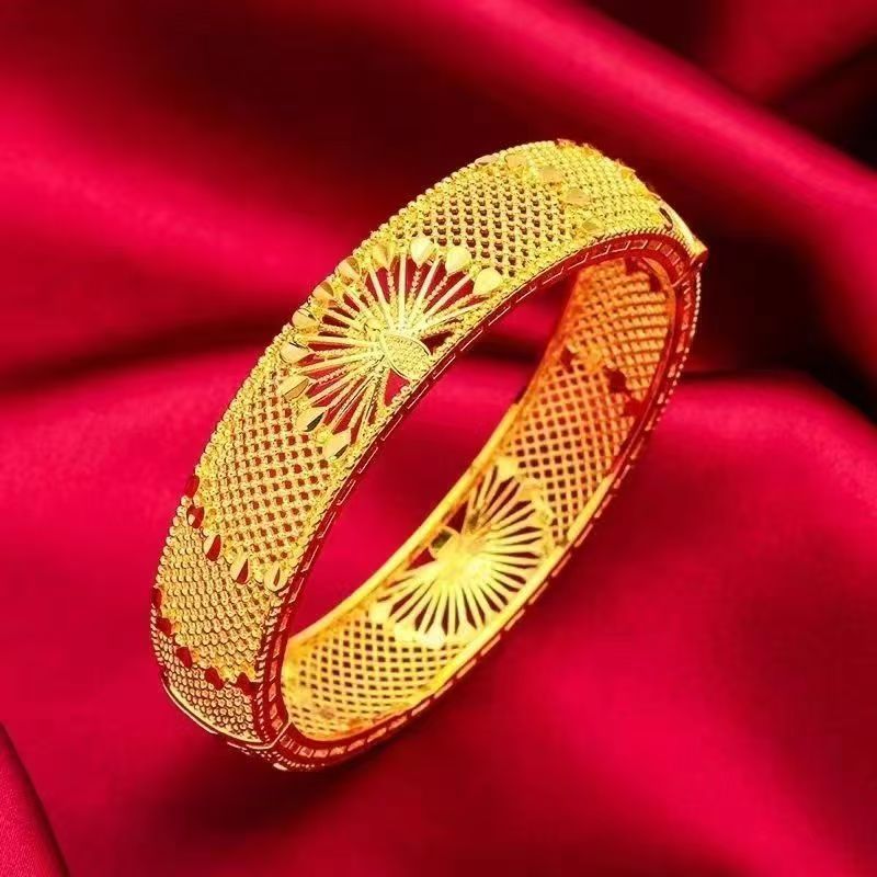 Xiaohongshuの人気モデル、孔雀の羽根が開いたサンドゴールドブレスレット、女性用中空バックルブレスレット、多用途で軽い高級感|undefined
